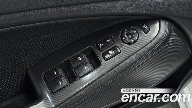 Kia K5 2014 — photo 28