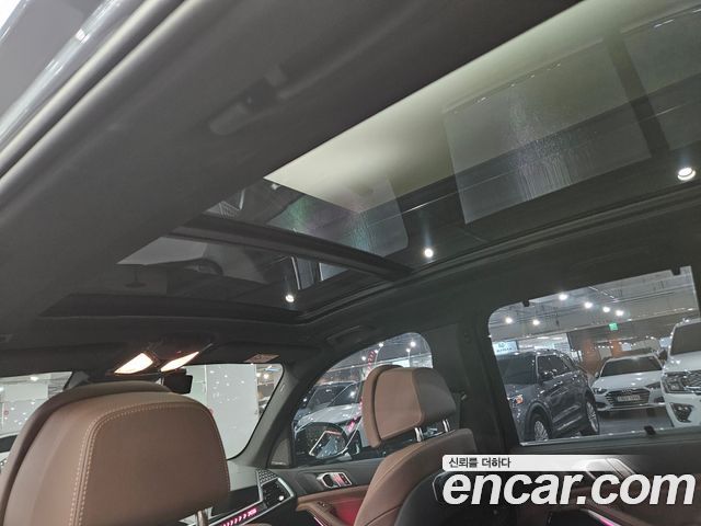 BMW X5 2026 — photo 9