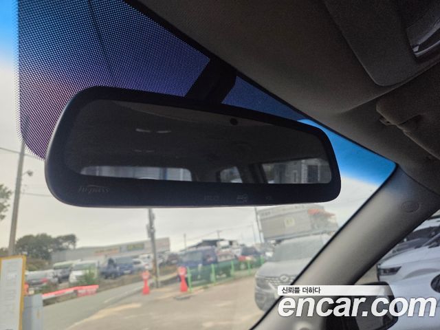 Kia Canival 2012 — photo 9