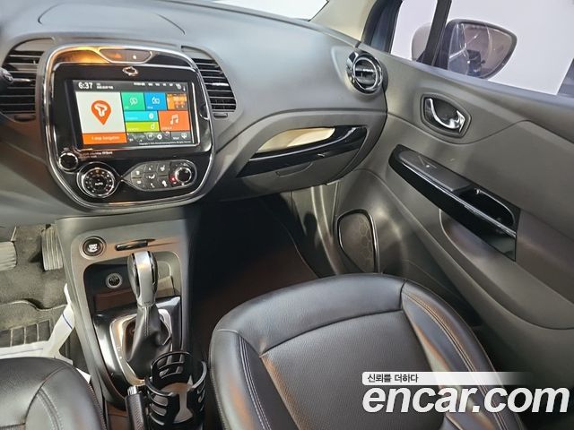 Renault Korea QM3 2016 — photo 9