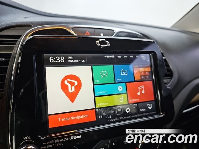 Renault Korea QM3 2016 — photo 13