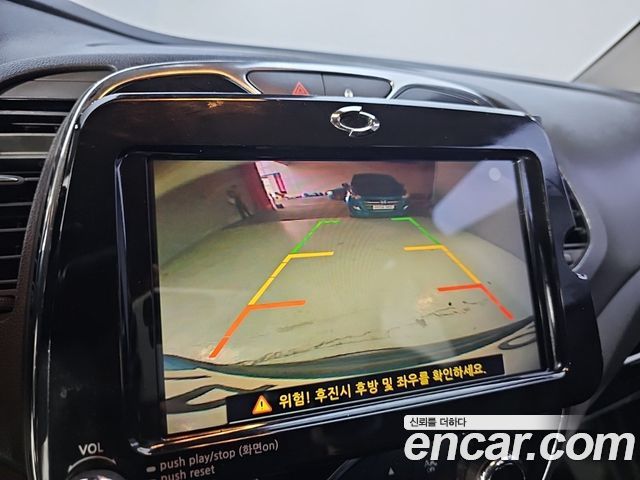 Renault Korea QM3 2016 — photo 14