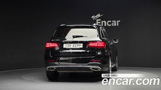 Mercedes-Benz GLC-Class 2019 — photo 4
