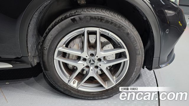 Mercedes-Benz GLC-Class 2019 — photo 7