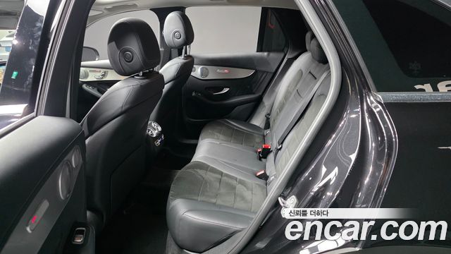 Mercedes-Benz GLC-Class 2019 — photo 16