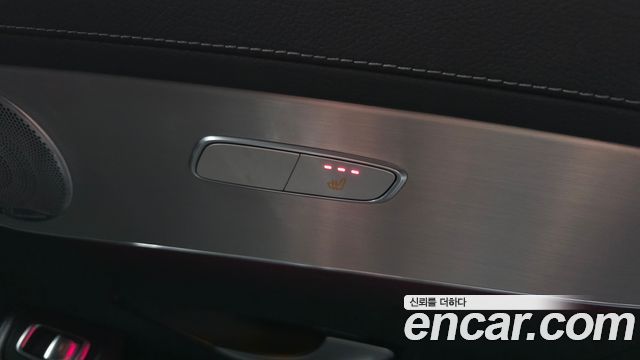 Mercedes-Benz GLC-Class 2019 — photo 31