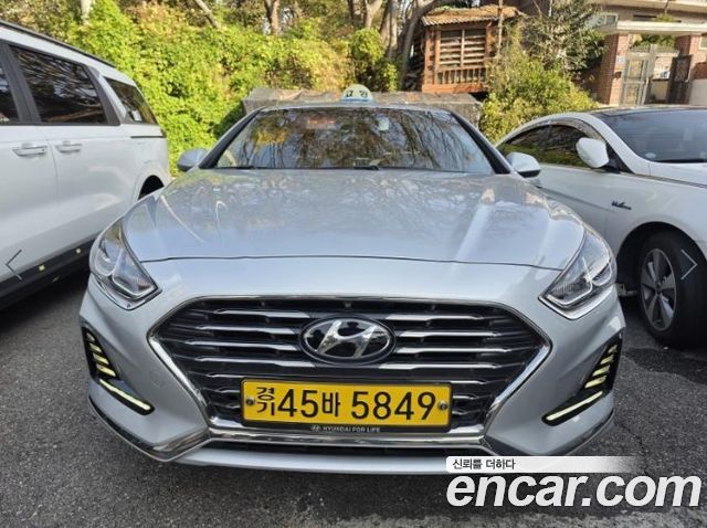 Hyundai Sonata 2018 — photo 1