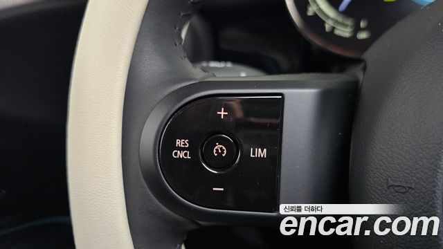 Mini Cooper 2024 — photo 16