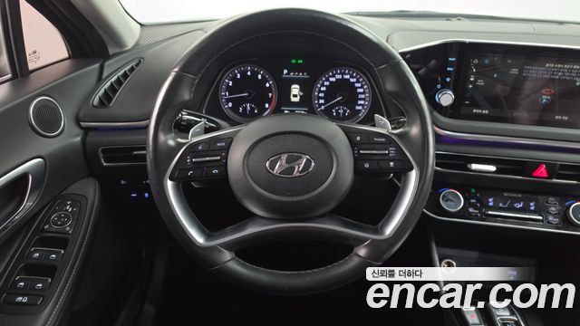 Hyundai Sonata 2022 — photo 18