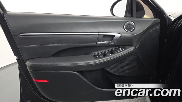 Hyundai Sonata 2022 — photo 14