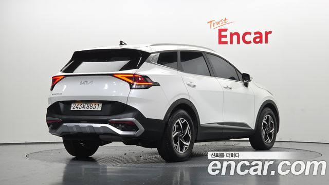 Kia Sportage 2022 — photo 2