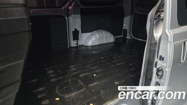 Hyundai Starex 2019 — photo 18