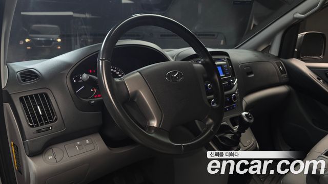 Hyundai Starex 2019 — photo 19