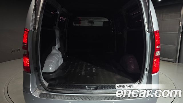 Hyundai Starex 2019 — photo 26
