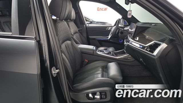 BMW X7 2025 — photo 16
