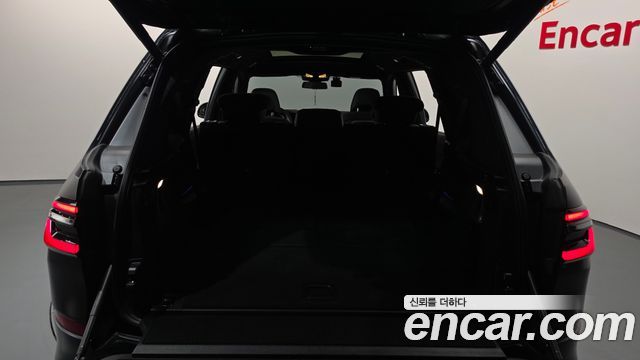 BMW X7 2025 — photo 27