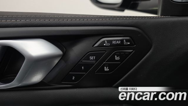 BMW X7 2025 — photo 32