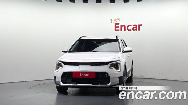 Kia Niro 2023 — photo 3