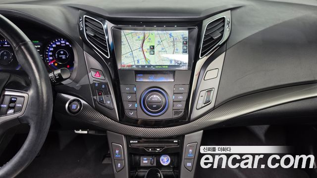 Hyundai i40 2016 — photo 12