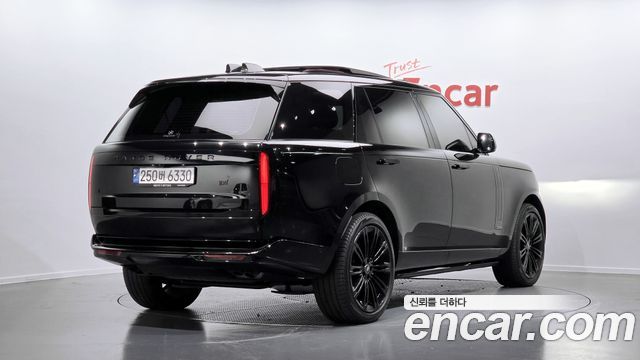 Land Rover Range Rover 2024 — photo 2