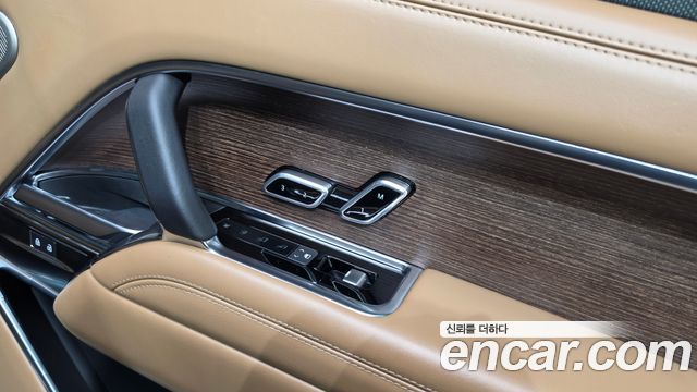 Land Rover Range Rover 2024 — photo 34
