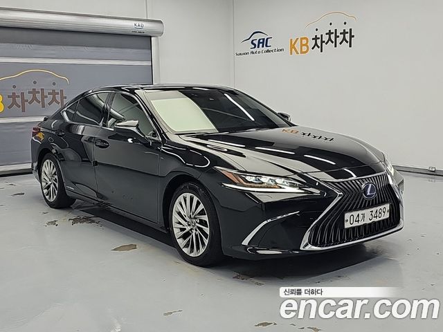 Lexus ES 2019 — photo 4