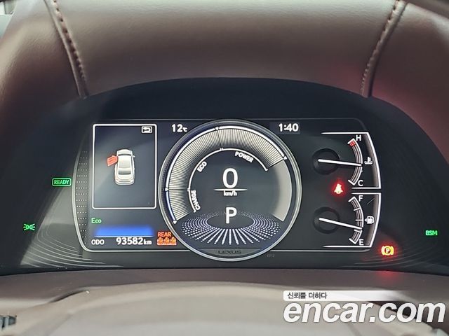 Lexus ES 2019 — photo 6