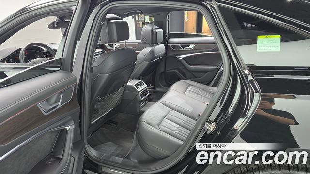 Audi A6 2023 — photo 17