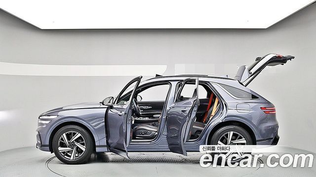 Genesis GV70 2025 — photo 5