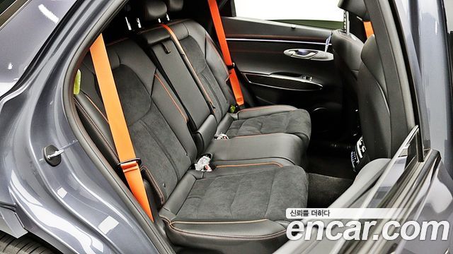 Genesis GV70 2025 — photo 11