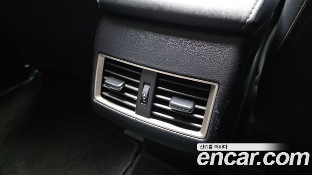 Lexus NX 2017 — photo 17