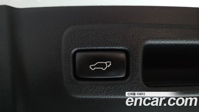 Lexus NX 2017 — photo 20
