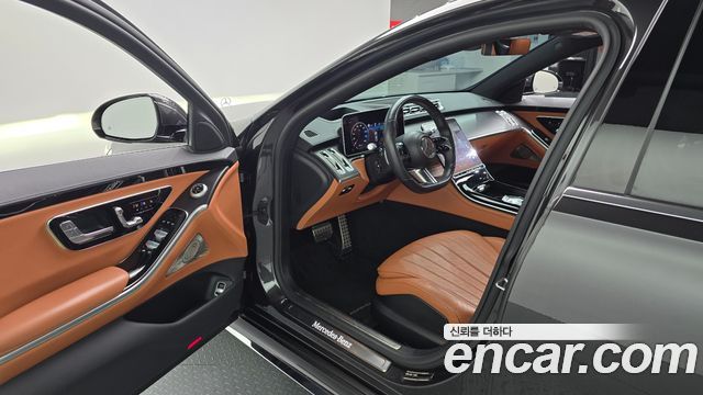 Mercedes-Benz S-Class 2022 — photo 13