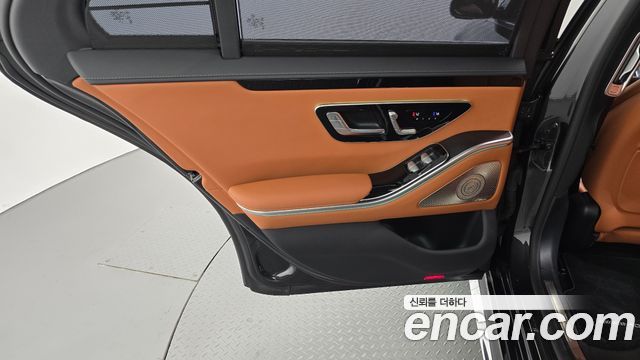 Mercedes-Benz S-Class 2022 — photo 15