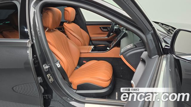 Mercedes-Benz S-Class 2022 — photo 16