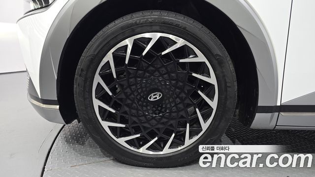 Hyundai Ioniq5 2023 — photo 5