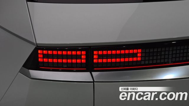 Hyundai Ioniq5 2023 — photo 9