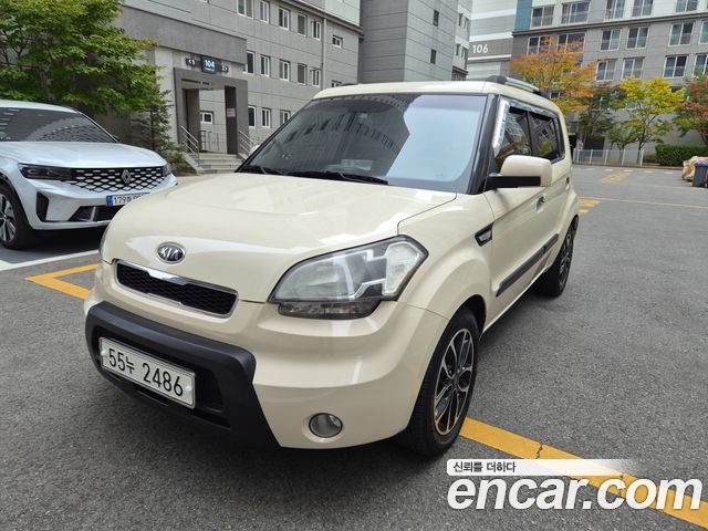 Kia Soul 2010 — photo 1