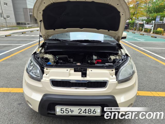 Kia Soul 2010 — photo 8