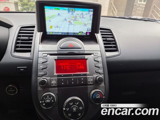 Kia Soul 2010 — photo 13