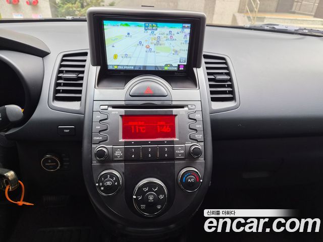 Kia Soul 2010 — photo 15