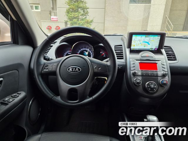 Kia Soul 2010 — photo 17