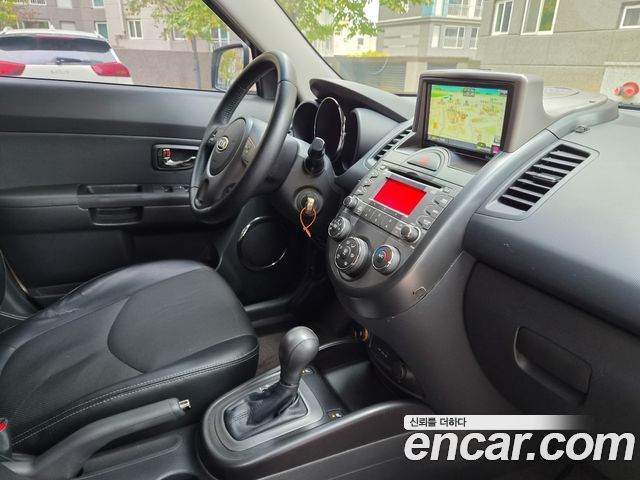 Kia Soul 2010 — photo 18