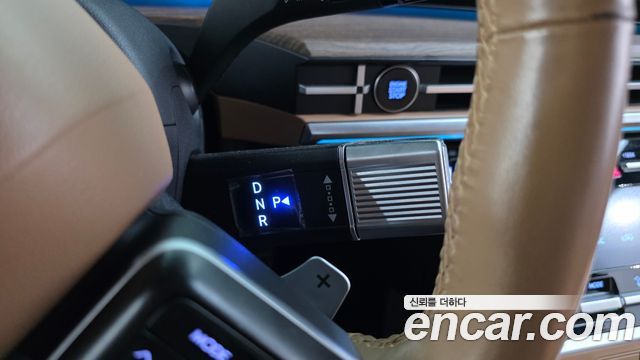 Hyundai Santafe 2025 — photo 12
