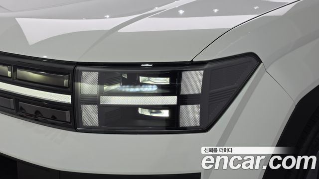 Hyundai Santafe 2025 — photo 8