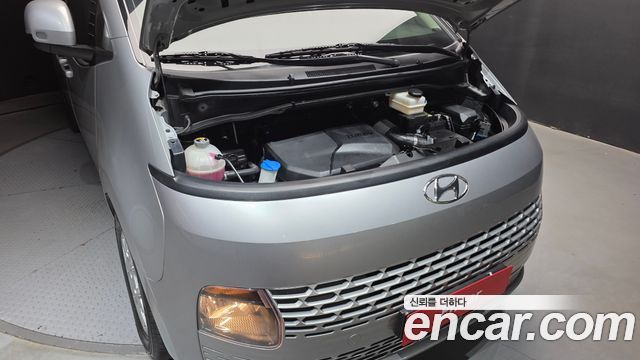Hyundai Staria 2022 — photo 6
