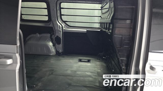 Hyundai Staria 2022 — photo 17