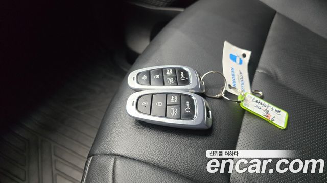 Hyundai Staria 2022 — photo 28