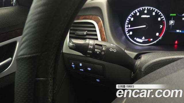 Hyundai Genesis 2015 — photo 17