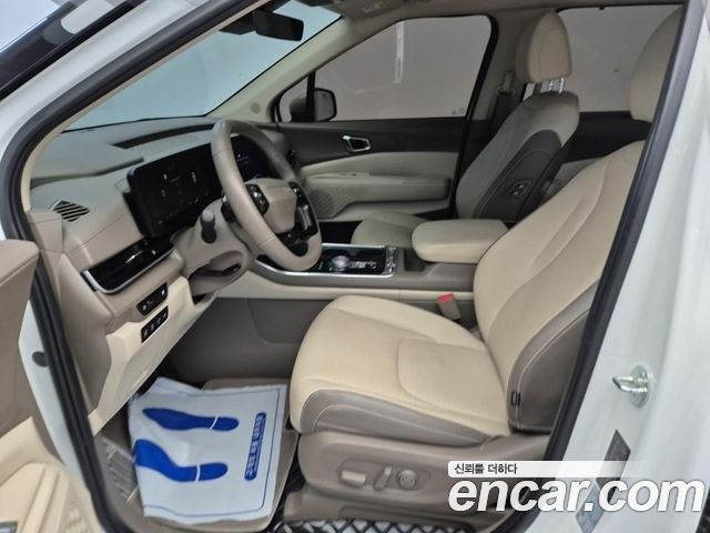 Kia Canival 2025 — photo 11
